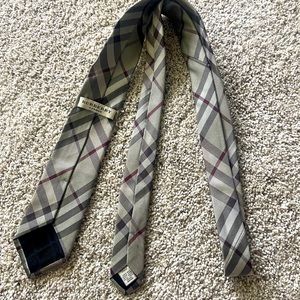 Men’s Burberry Tie